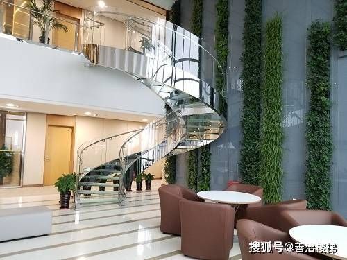 鋼結(jié)構(gòu)樓梯如何裝飾（鋼結(jié)構(gòu)樓梯的裝飾方法） 鋼結(jié)構(gòu)跳臺施工 第2張