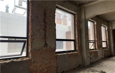 昌平老舊小區(qū)加固名單公示（北京昌平區(qū)2024年啟動85個老舊小區(qū)改造項目） 鋼結(jié)構(gòu)玻璃棧道設(shè)計 第4張