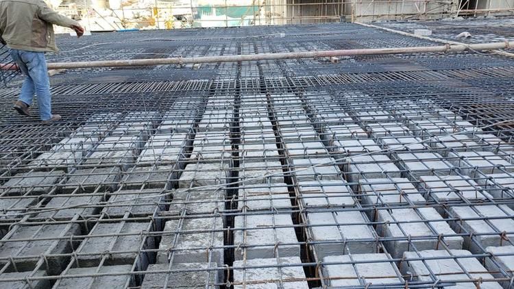 空心樓板上可以開孔嗎（空心樓板上可以開孔取決于具體的施工條件和安全要求） 建筑方案設計 第1張