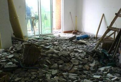 板墻拆除價格（板墻拆除價格受多種因素影響） 結(jié)構(gòu)橋梁鋼結(jié)構(gòu)設(shè)計 第4張