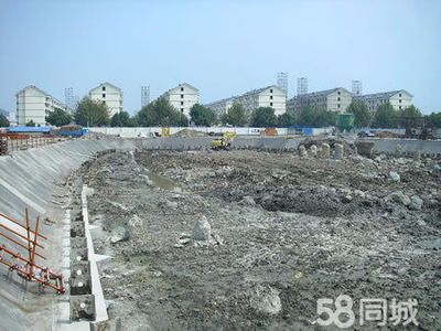 學?；▓@設計效果圖片大全（學校花園設計效果圖片大全中都有哪些常見植物種類）