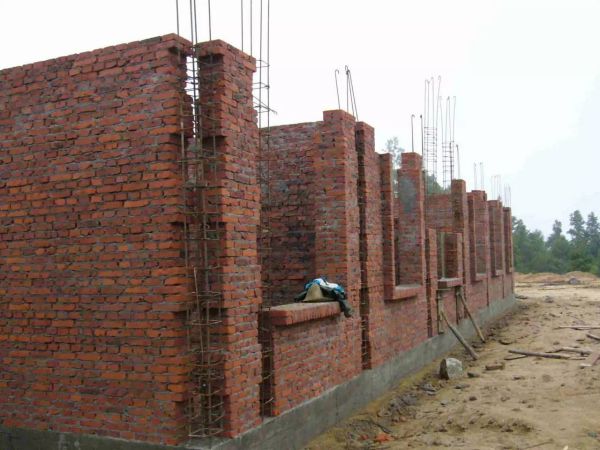 磚混結(jié)構(gòu)人工工價多少一平米（磚混結(jié)構(gòu)人工工價受多種因素影響） 鋼結(jié)構(gòu)框架施工 第4張