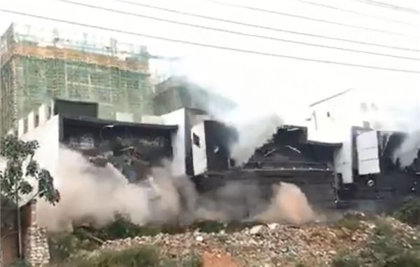 拆除加固施工方案（拆除加固施工安全管理案例） 建筑施工圖施工 第1張