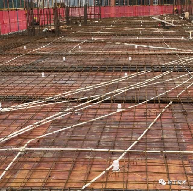 樓板厚度標準 2018 鋼結(jié)構(gòu)跳臺施工 第3張