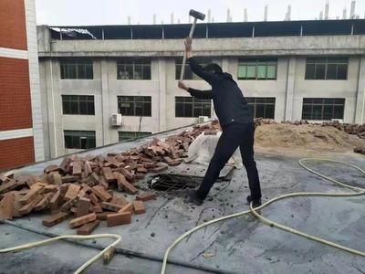 拆除樓板的工具(常見的拆除樓板工具及其用途) 結(jié)構(gòu)地下室設(shè)計(jì) 第4張 拆除樓板的工具(常見的拆除樓板工具及其用途) 結(jié)構(gòu)地下室設(shè)計(jì) 第4張