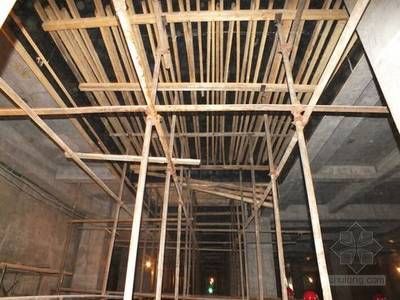 屋面加固注意安全措施內(nèi)容怎么寫（屋面加固工程中需要注意的安全措施） 結(jié)構(gòu)污水處理池施工 第4張