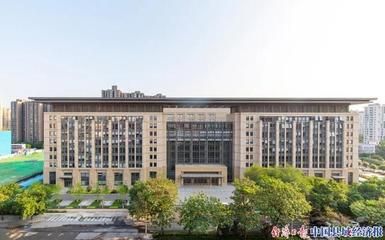 鋁單板新型工藝流程視頻（如何確保鋁單板的加工精度和表面質量？）