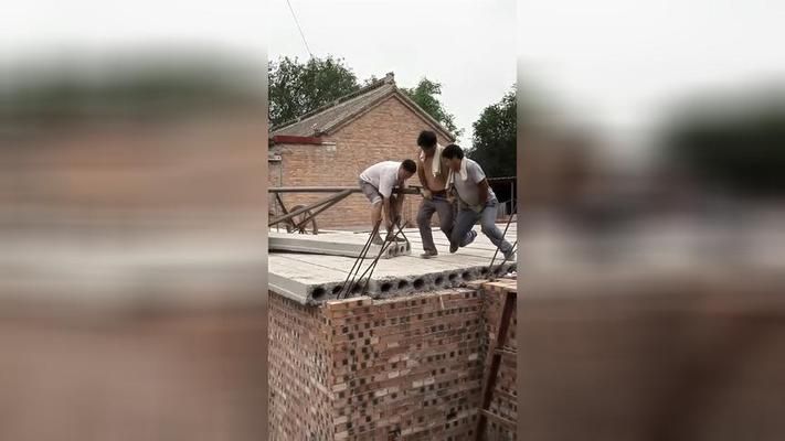 農(nóng)村預(yù)制板樓房加固施工視頻（農(nóng)村預(yù)制板樓房加固施工） 結(jié)構(gòu)機(jī)械鋼結(jié)構(gòu)設(shè)計(jì) 第1張