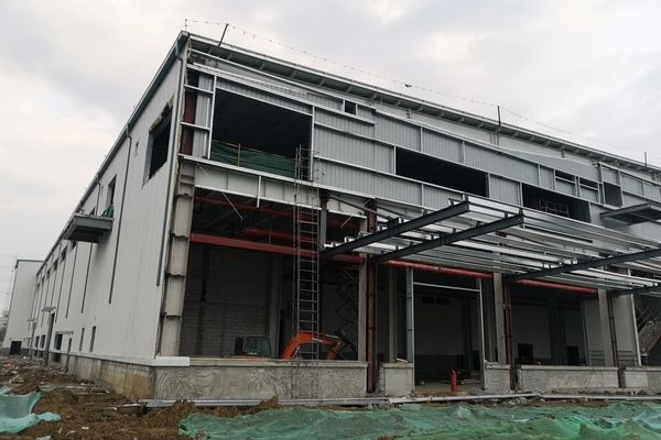 鋼結(jié)構(gòu)夾層施工工藝（鋼結(jié)構(gòu)夾層施工安全規(guī)范） 鋼結(jié)構(gòu)玻璃棧道施工 第1張