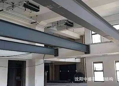 鋼結(jié)構(gòu)夾層施工工藝（鋼結(jié)構(gòu)夾層施工安全規(guī)范） 鋼結(jié)構(gòu)玻璃棧道施工 第4張