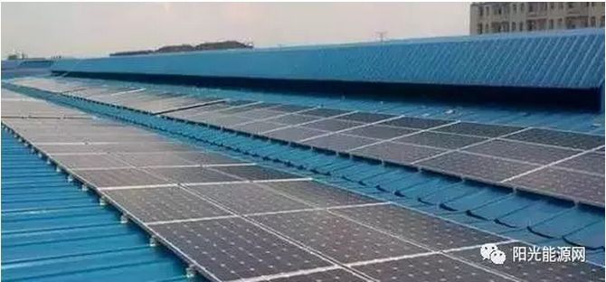 鋼結(jié)構(gòu)廠房安裝光伏板角度（鋼結(jié)構(gòu)廠房光伏板成本效益） 全國(guó)鋼結(jié)構(gòu)廠 第5張