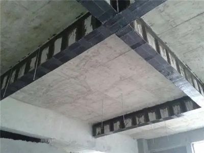 房屋頂部加固方案圖片 鋼結(jié)構(gòu)網(wǎng)架施工 第4張