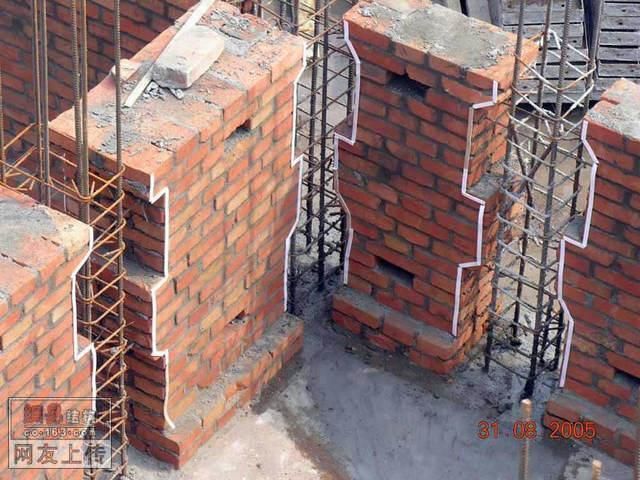 老式樓板房改造鋼結(jié)構(gòu)（鋼結(jié)構(gòu)改造對(duì)老房子安全性影響） 北京加固施工 第3張