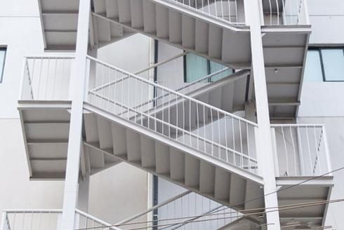 頂層加固怎么做好看(頂層加固施工安全措施) 結(jié)構(gòu)工業(yè)鋼結(jié)構(gòu)設(shè)計(jì) 第5張 頂層加固怎么做好看(頂層加固施工安全措施) 結(jié)構(gòu)工業(yè)鋼結(jié)構(gòu)設(shè)計(jì) 第5張