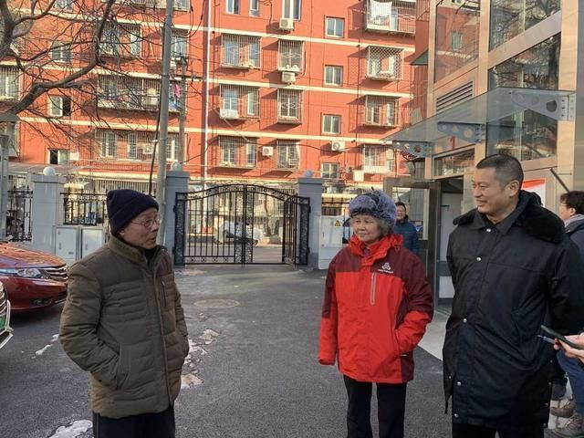 北京板樓什么時候能按電梯（北京市住建委上線“加梯地圖(1.0版)”） 鋼結(jié)構(gòu)玻璃棧道設(shè)計 第1張