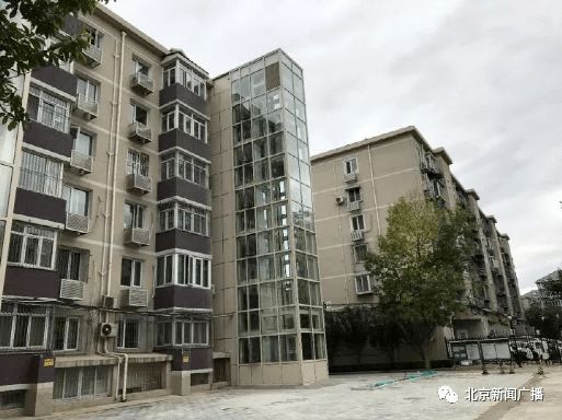 北京板樓會加電梯嗎知乎 鋼結(jié)構(gòu)鋼結(jié)構(gòu)螺旋樓梯施工 第3張