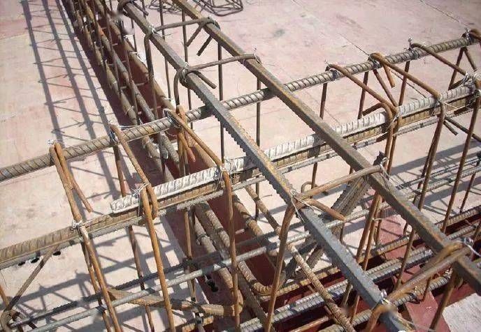 上海不銹鋼板廠家有哪些地方（上海不銹鋼板廠家在售后服務(wù)方面有哪些優(yōu)勢(shì)） 北京鋼結(jié)構(gòu)設(shè)計(jì)問(wèn)答