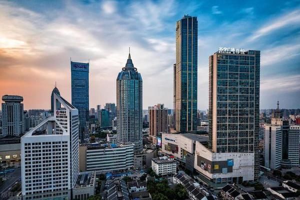 樓板價(jià)錢（樓板價(jià)格受多種因素影響）