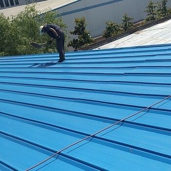 北京彩鋼板翻新修補(bǔ)（彩鋼板翻新前后對(duì)比案例） 鋼結(jié)構(gòu)鋼結(jié)構(gòu)停車場(chǎng)施工 第4張