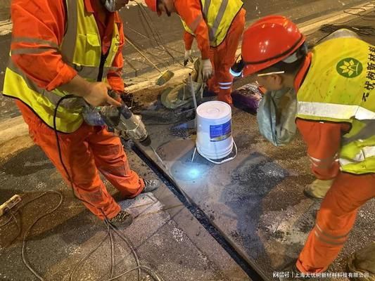 屋面滲水注漿（屋面滲水注漿后的維護方法） 鋼結(jié)構(gòu)鋼結(jié)構(gòu)停車場施工 第5張