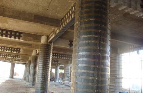 房屋頂部加固方法圖片（房屋頂部加固成本預(yù)算） 結(jié)構(gòu)橋梁鋼結(jié)構(gòu)設(shè)計 第3張