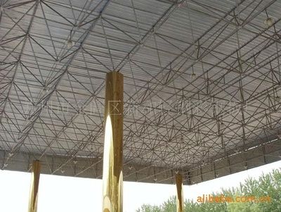 加油站輕鋼網(wǎng)架圖片大全（關(guān)于加油站輕鋼網(wǎng)架圖片大全，由于我無法直接提供圖片） 鋼結(jié)構(gòu)門式鋼架施工 第3張