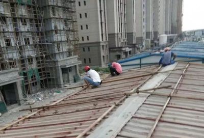 屋頂加固處理流程圖(屋頂加固處理流程) 鋼結(jié)構(gòu)玻璃棧道施工 第1張 屋頂加固處理流程圖(屋頂加固處理流程) 鋼結(jié)構(gòu)玻璃棧道施工 第1張