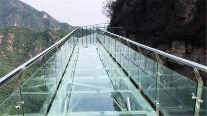 鋼結(jié)構(gòu)玻璃棧道施工方案 裝飾工裝設(shè)計 第5張