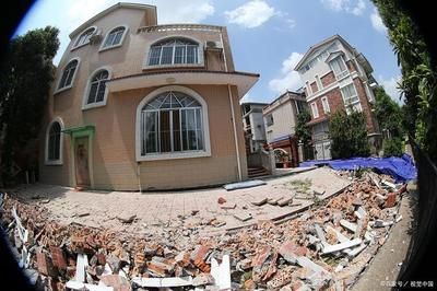 老小區(qū)六層樓加裝電梯要多少錢（為什么老小區(qū)的居民需要加裝電梯？） 北京鋼結(jié)構(gòu)設(shè)計問答