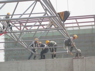 網(wǎng)架施工方法有哪些(網(wǎng)架結(jié)構(gòu)抗震性能如何) 建筑方案設(shè)計(jì) 第5張 網(wǎng)架施工方法有哪些(網(wǎng)架結(jié)構(gòu)抗震性能如何) 建筑方案設(shè)計(jì) 第5張