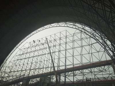 煤棚網(wǎng)架生產(chǎn)廠家地址 鋼結(jié)構(gòu)異形設(shè)計(jì) 第1張 煤棚網(wǎng)架生產(chǎn)廠家地址 鋼結(jié)構(gòu)異形設(shè)計(jì) 第1張