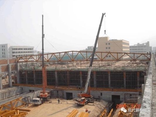 桁架施工規(guī)范要求有哪些(桁架施工的規(guī)范要求) 結(jié)構(gòu)工業(yè)鋼結(jié)構(gòu)施工 第1張 桁架施工規(guī)范要求有哪些(桁架施工的規(guī)范要求) 結(jié)構(gòu)工業(yè)鋼結(jié)構(gòu)施工 第1張