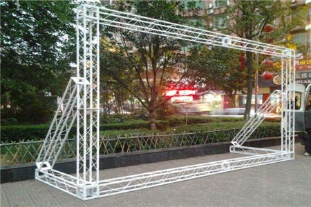 桁架是什么構(gòu)件 裝飾工裝施工 第2張 桁架是什么構(gòu)件 裝飾工裝施工 第2張
