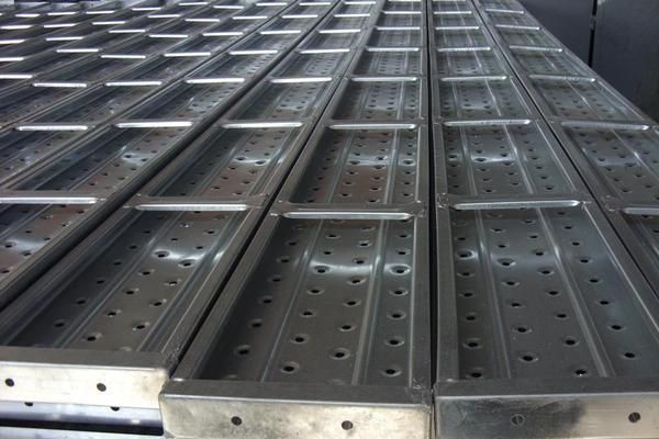 鋼跳板是干什么用的 鋼結(jié)構(gòu)桁架施工 第3張 鋼跳板是干什么用的 鋼結(jié)構(gòu)桁架施工 第3張