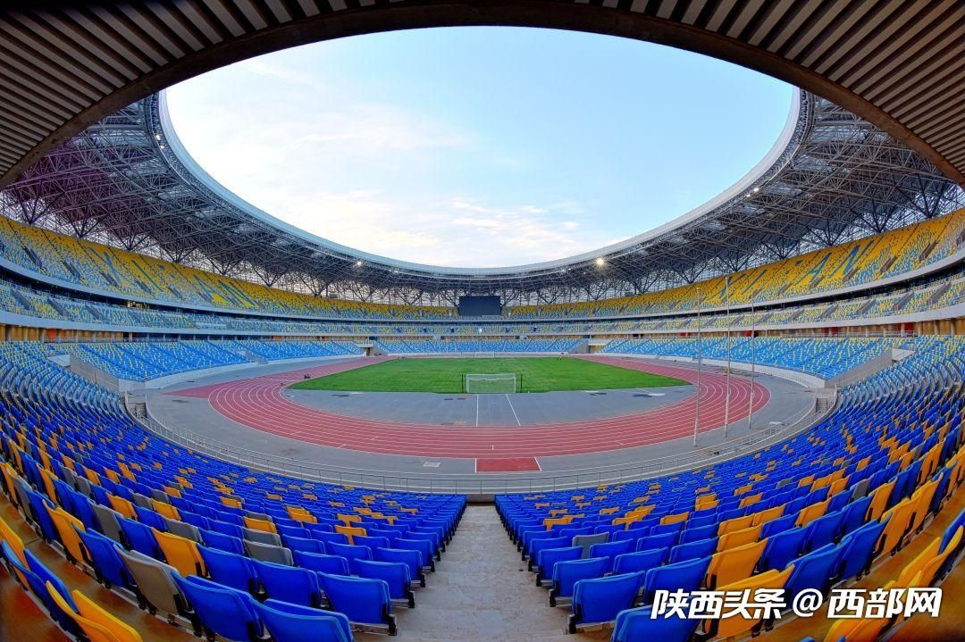 網(wǎng)架一平米的含鋼量是多少（網(wǎng)架的每平米含鋼量會(huì)根據(jù)其具體的設(shè)計(jì)、用途、跨度、高度以及所處因素有所不同） 裝飾幕墻設(shè)計(jì) 第3張