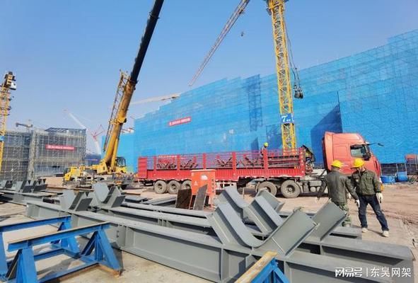 鋼桁架構(gòu)件（鋼桁架構(gòu)件在超高層建筑中的應(yīng)用案例） 結(jié)構(gòu)框架設(shè)計 第5張