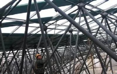 網(wǎng)架造價一般幾萬元（網(wǎng)架鋼結構的價格一般在多少？） 結構地下室設計 第5張