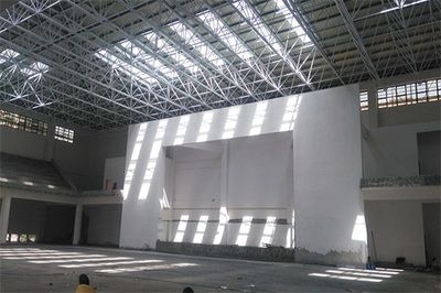 網(wǎng)架結(jié)構(gòu)的好處（網(wǎng)架結(jié)構(gòu)與傳統(tǒng)結(jié)構(gòu)的未來發(fā)展趨勢(shì)，網(wǎng)架結(jié)構(gòu)的施工難點(diǎn)解析） 結(jié)構(gòu)橋梁鋼結(jié)構(gòu)施工 第1張