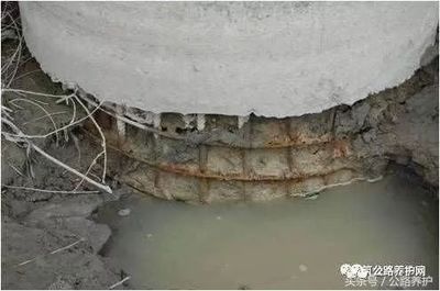 樁基下沉會出現(xiàn)什么狀況？墻體水平裂縫什幺原因（樁基下沉和墻體水平裂縫可能是由多種因素引起的，以下原因） 鋼結(jié)構(gòu)玻璃棧道設(shè)計 第3張