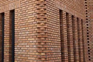 紅磚結(jié)構(gòu)的房子有承重墻嗎（農(nóng)村自建房承重墻加固方法紅磚房承重墻抗震設(shè)計(jì)原理）