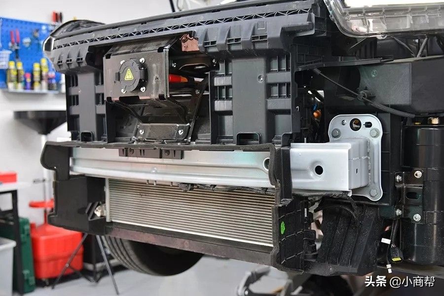 汽車固定水箱框架的是什么 鋼結(jié)構(gòu)跳臺施工 第1張