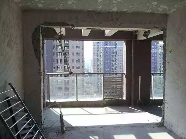 承重墻有窗戶,想把窗戶擴大（承重墻上的窗戶不能隨意擴大） 結(jié)構(gòu)電力行業(yè)施工 第1張