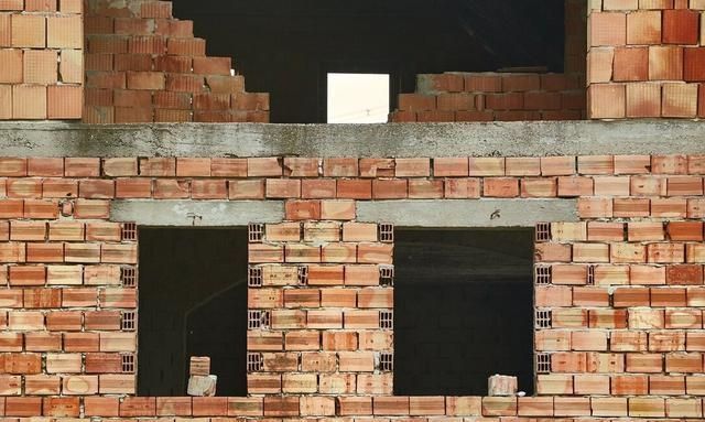 磚混結(jié)構(gòu)圈梁配筋多大（磚混結(jié)構(gòu)圈梁配筋計(jì)算方法） 結(jié)構(gòu)工業(yè)裝備設(shè)計(jì) 第1張