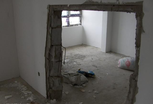 承重墻開門洞的技術(shù)措施（承重墻開門洞的技術(shù)措施包括多種加固方法、施工過程中的注意事項） 結(jié)構(gòu)電力行業(yè)設(shè)計 第2張