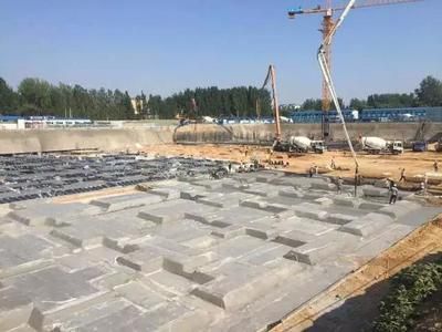 地基下沉多長時(shí)間能停止施工（地基下沉是否能停止施工） 鋼結(jié)構(gòu)鋼結(jié)構(gòu)停車場設(shè)計(jì) 第4張