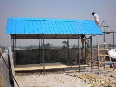 彩鋼瓦架子安裝方法圖片(彩鋼瓦屋頂安裝的基本步驟和注意事項和注意事項) 鋼結構鋼結構停車場設計 第5張 彩鋼瓦架子安裝方法圖片(彩鋼瓦屋頂安裝的基本步驟和注意事項和注意事項) 鋼結構鋼結構停車場設計 第5張
