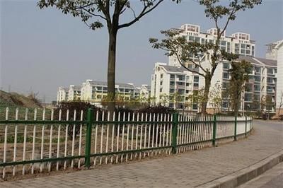 鋼結(jié)構(gòu)房屋的結(jié)構(gòu)類型和特點(diǎn)有哪些（鋼結(jié)構(gòu)房屋在建筑領(lǐng)域中有著廣泛的應(yīng)用） 結(jié)構(gòu)工業(yè)裝備設(shè)計 第2張