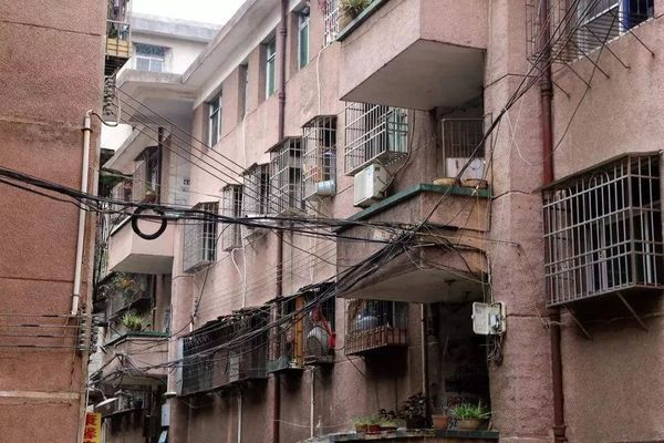 小區(qū)樓房改造條件是什么標準（功能完善型改造條件（基于基于基本功能型改造基礎上）） 鋼結構鋼結構停車場設計 第1張