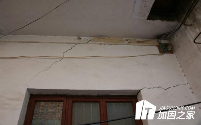 老舊樓房加固方法（老舊樓房地基加固） 鋼結(jié)構(gòu)鋼結(jié)構(gòu)螺旋樓梯施工 第3張