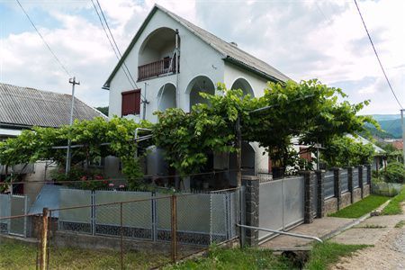 鋼結(jié)構(gòu)房子和混泥土房哪個(gè)好（選擇鋼結(jié)構(gòu)房子和混凝土房子時(shí)需要考慮多個(gè)因素） 結(jié)構(gòu)地下室施工 第4張